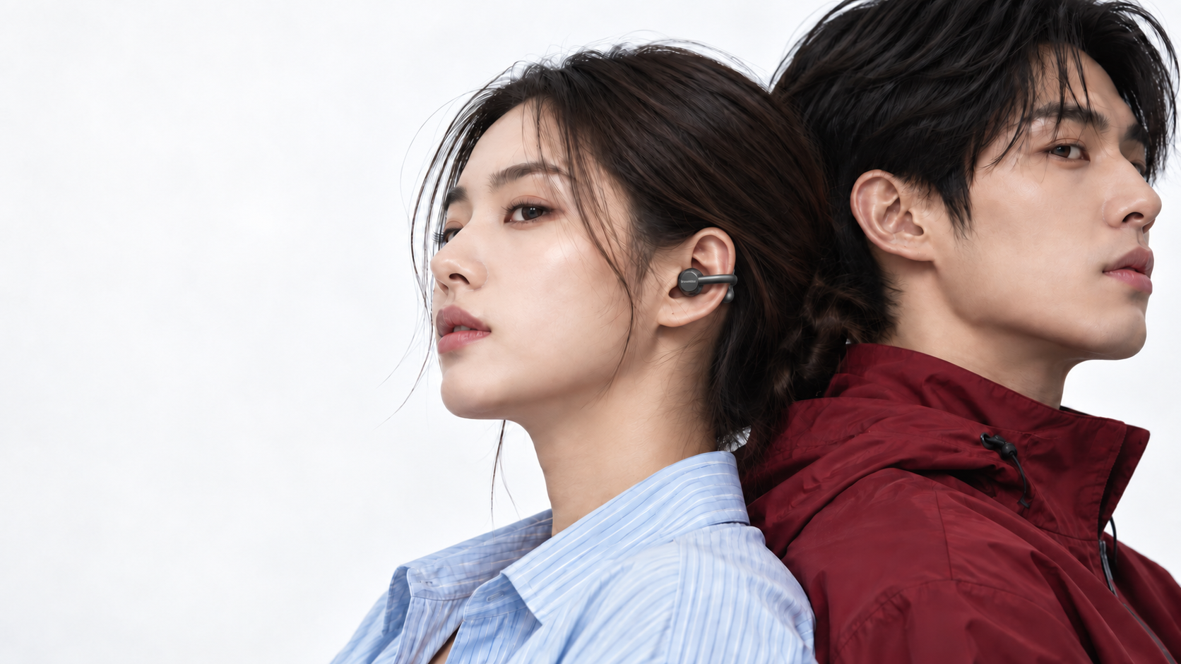 BrainBuz를 착용한 두 사람